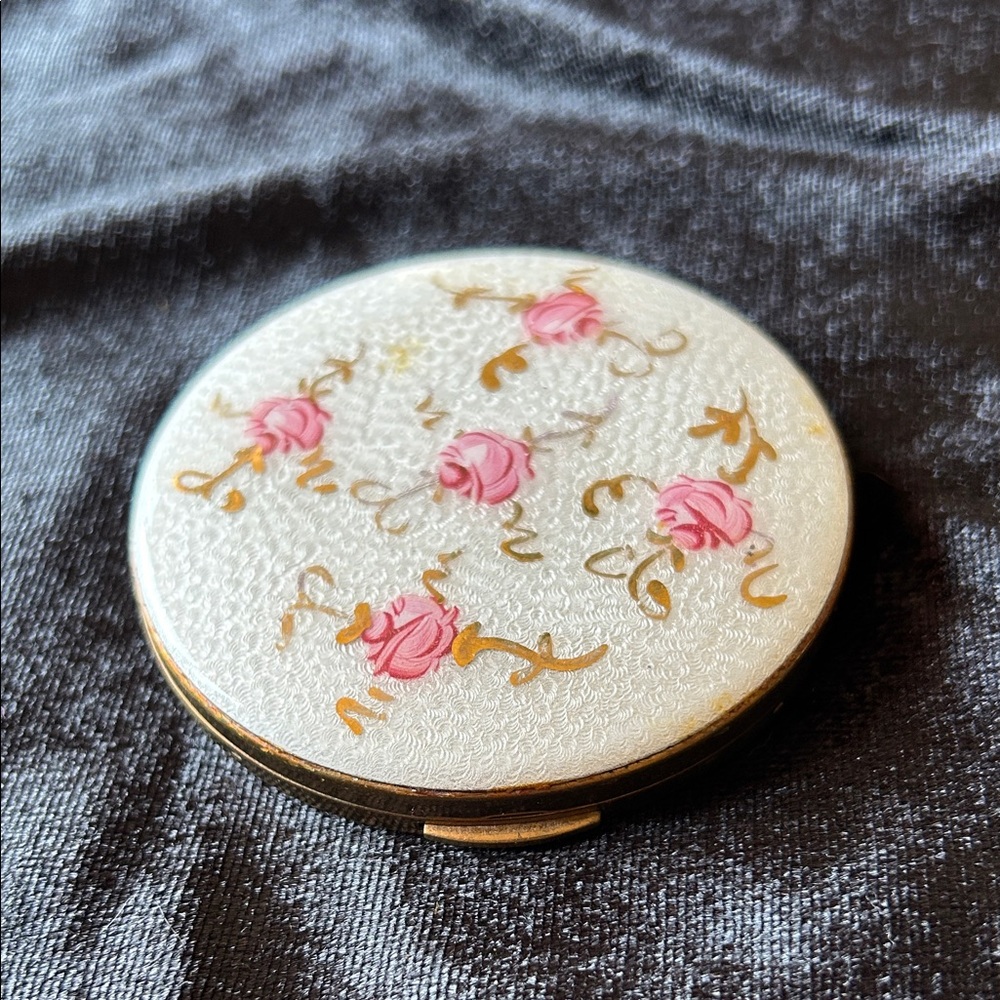 Vintage Marhill Floral Compact Mirror with Pink Roses